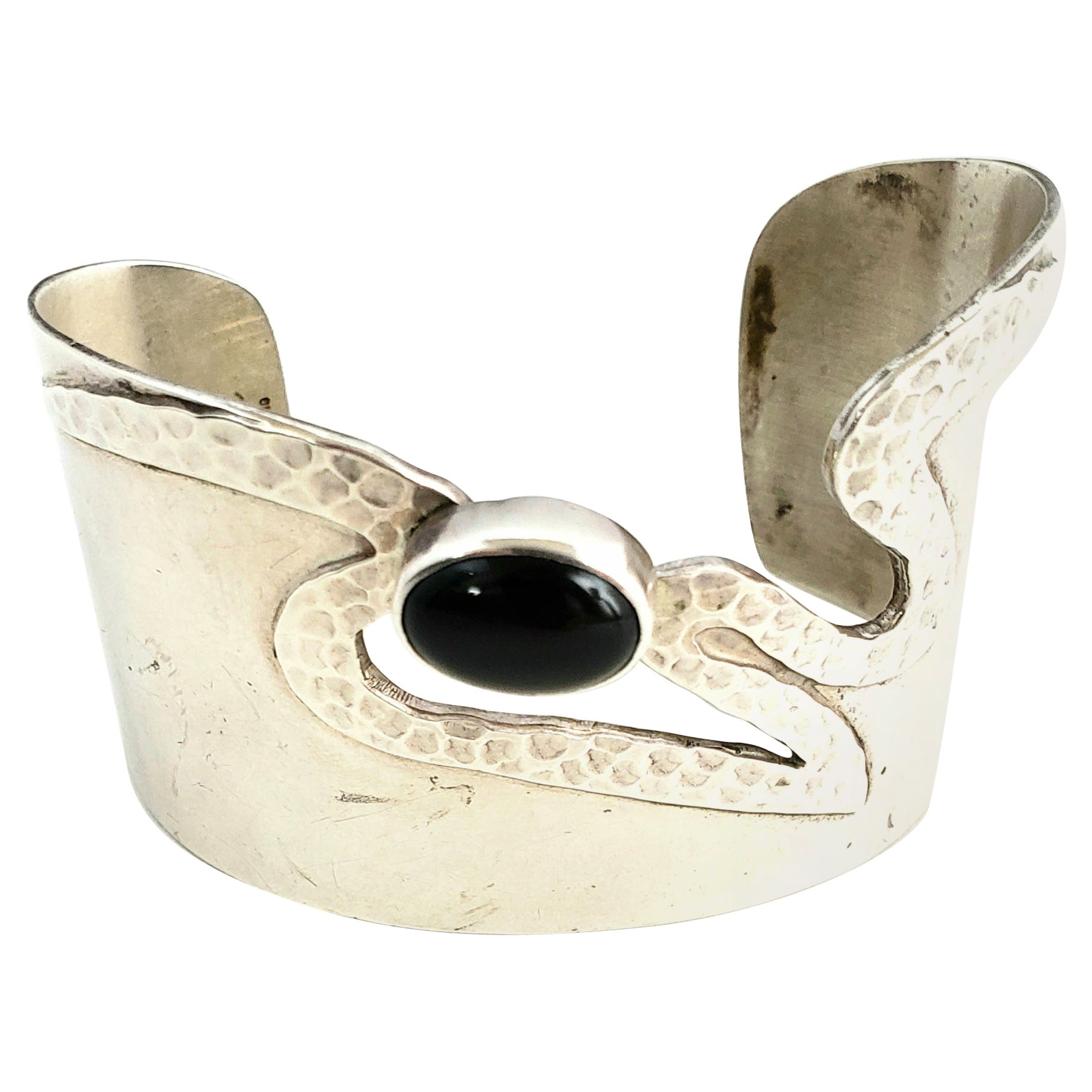 Carol Felley 1995 Sterling Silver Onyx Cuff Bracelet For Sale