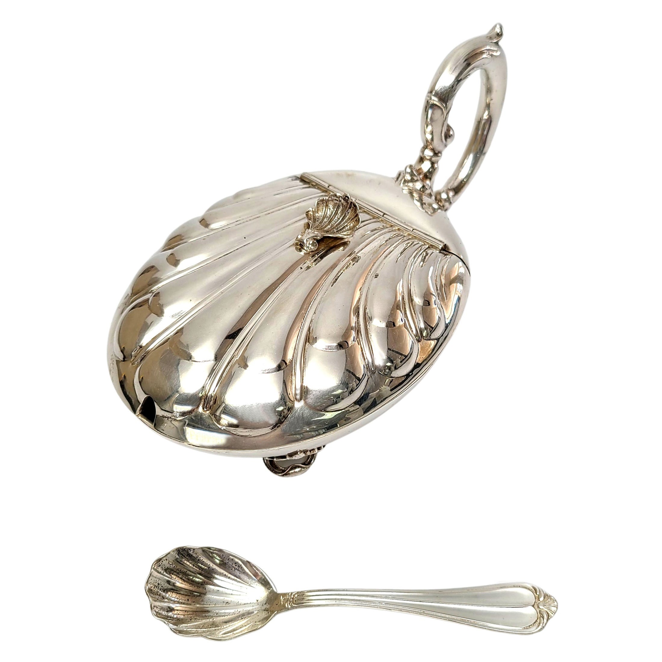 Italy 800 Silver Stancampiano Shell Sugar Bowl and Spoon For Sale