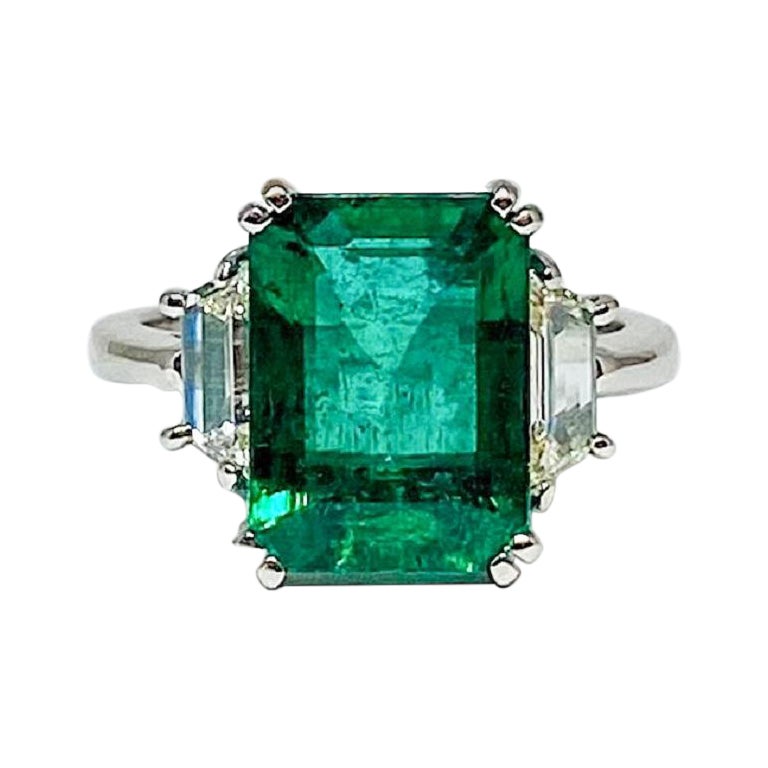 4.18 Carat GIA Certified Emerald and Diamond Ring For Sale