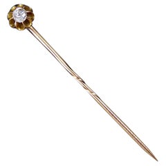 Antique Victorian 0.41ct Diamond Claw Set Pin in 9ct Yellow Gold