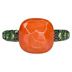 Pomellato Collection Capri Bague cocktail or 18 carats corail grenat tsavorite