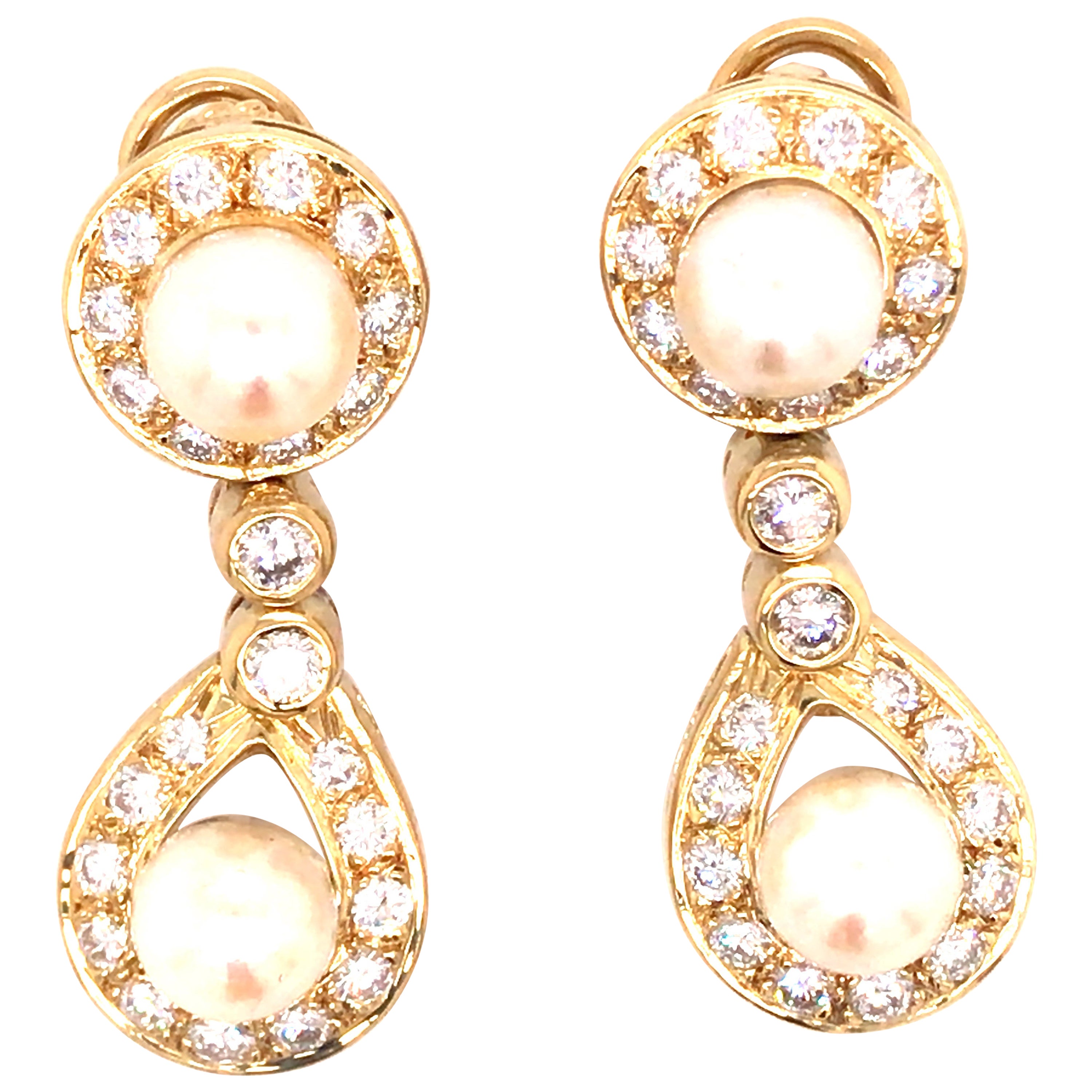 18K Round Diamond and Pearl Drop Earring Yellow Gold For Sale