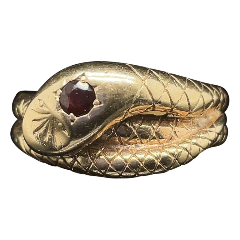 Vintage Garnet 9 Karat Yellow Gold Snake Ring, Circa 1970