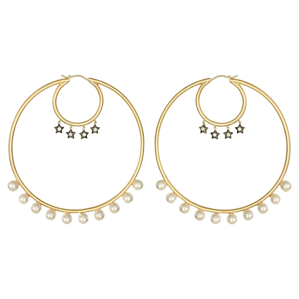 Ammanii Hoop Earrings with Star Charms and Freshwater Pearls in Vermeil Gold For Sale