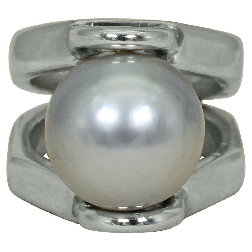 Bague de cocktail en argent sterling avec perles gris tourterelle en vente