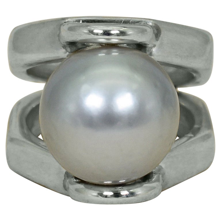 Dove Gray Pearl Sterling Silver Cocktail Ring For Sale