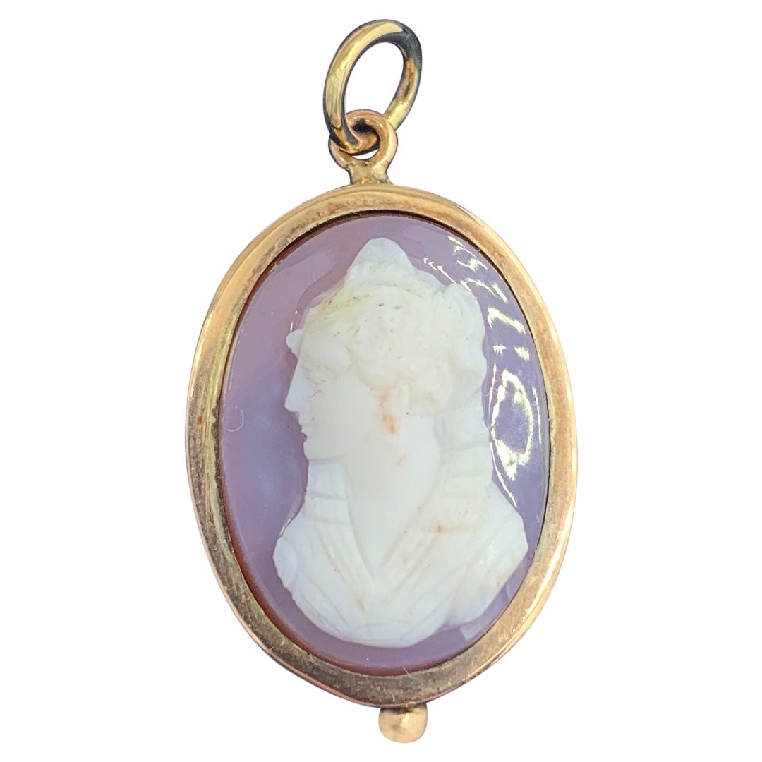 Victorian Woman Cameo Pendant Gold Carnelian Hardstone Antique High Relief For Sale