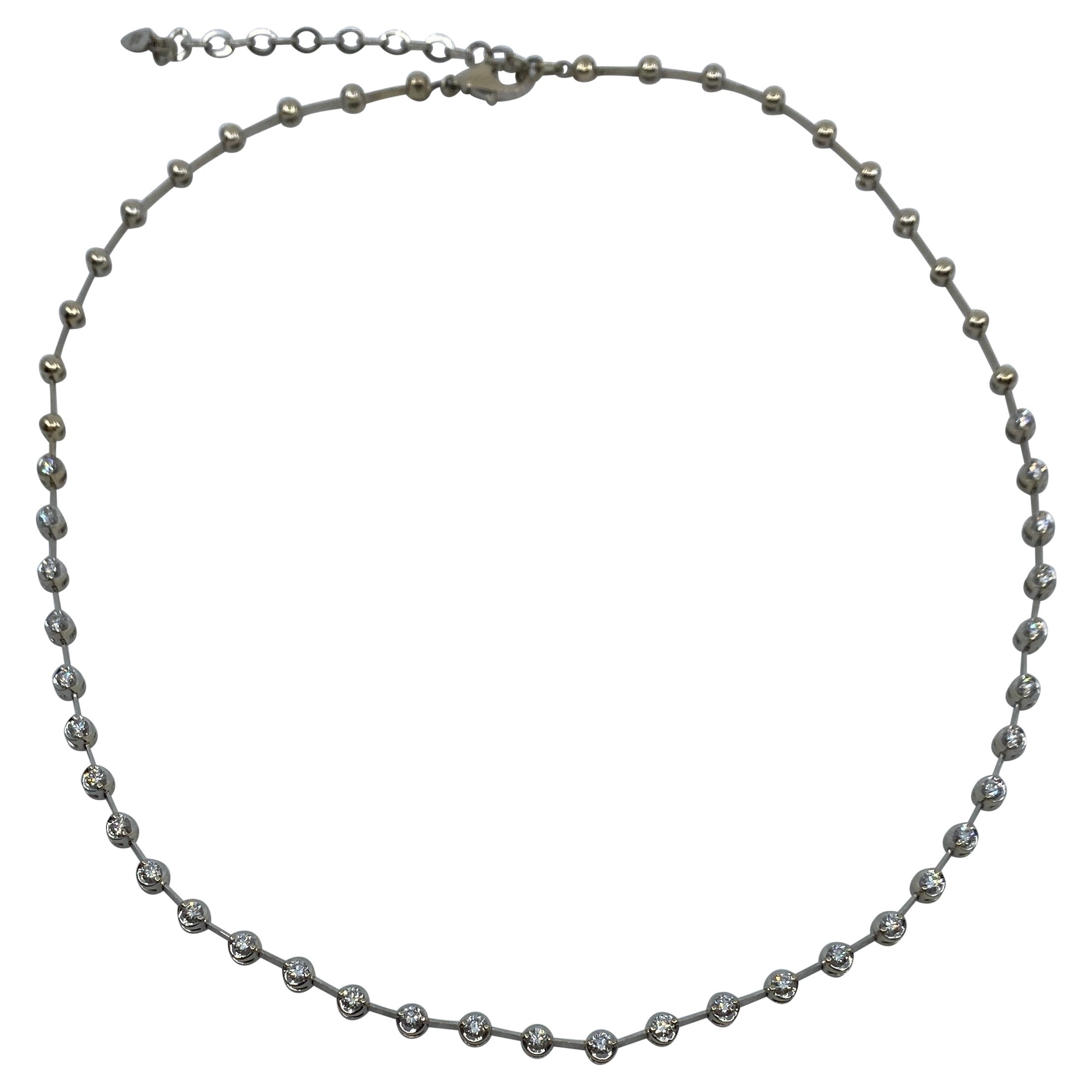 Collier ligne en or blanc 18 carats avec diamants naturels de 1,60 carat en vente