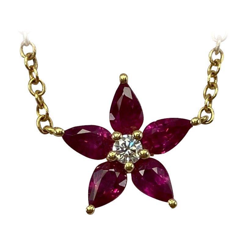 1.50 Carat Fine Deep Red Ruby & Diamond 18k Yellow Gold Flower Pendant Necklace