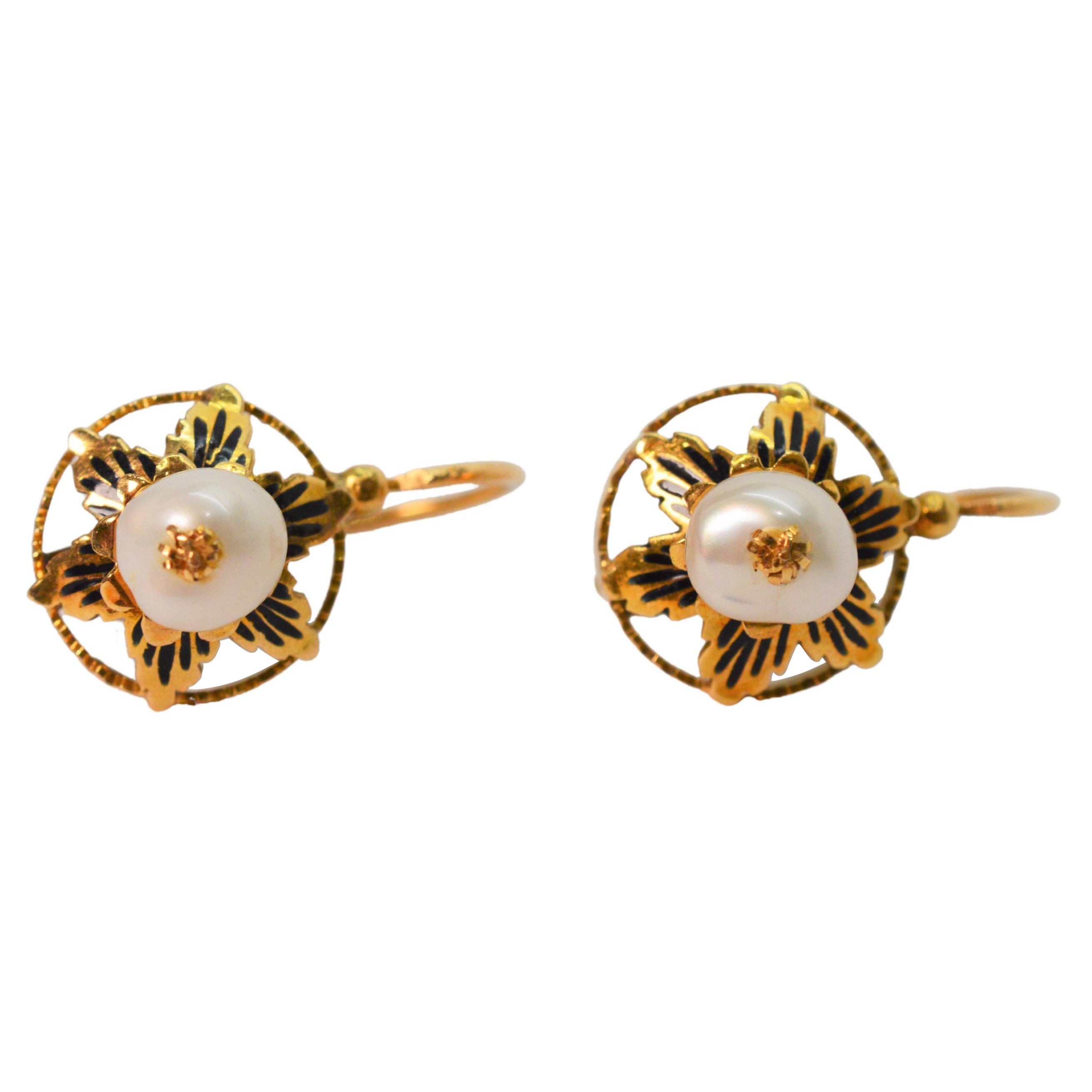 Boucles d'oreilles pendantes en or jaune 18 carats et perles antiques