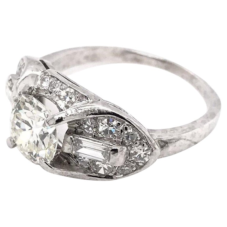 Art Deco 0.97 Carat Diamond Platinum Ring