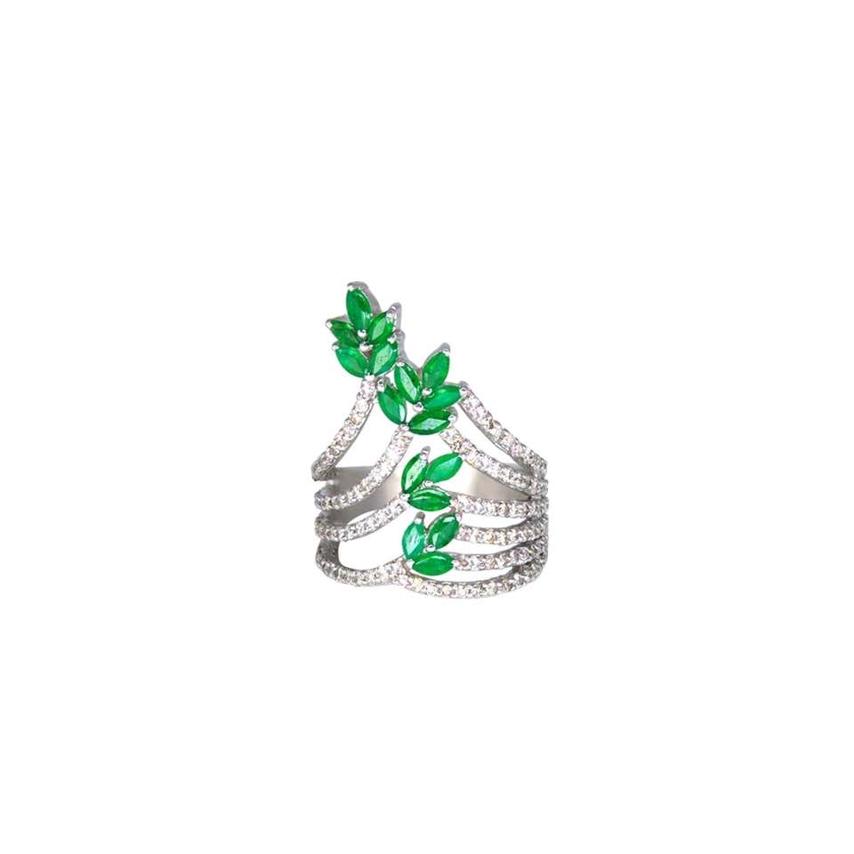 Emerald Bomba Diamond Cocktail Ring For Sale at 1stDibs