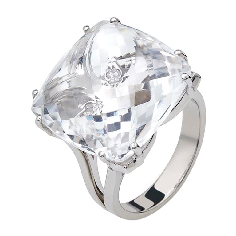 Contemporary Quartz 19.00 Ct & Diamonds 18kt White Gold Ring Chakral Activator