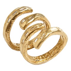 Spine Ring Set in Gold with Diamond Baguettes