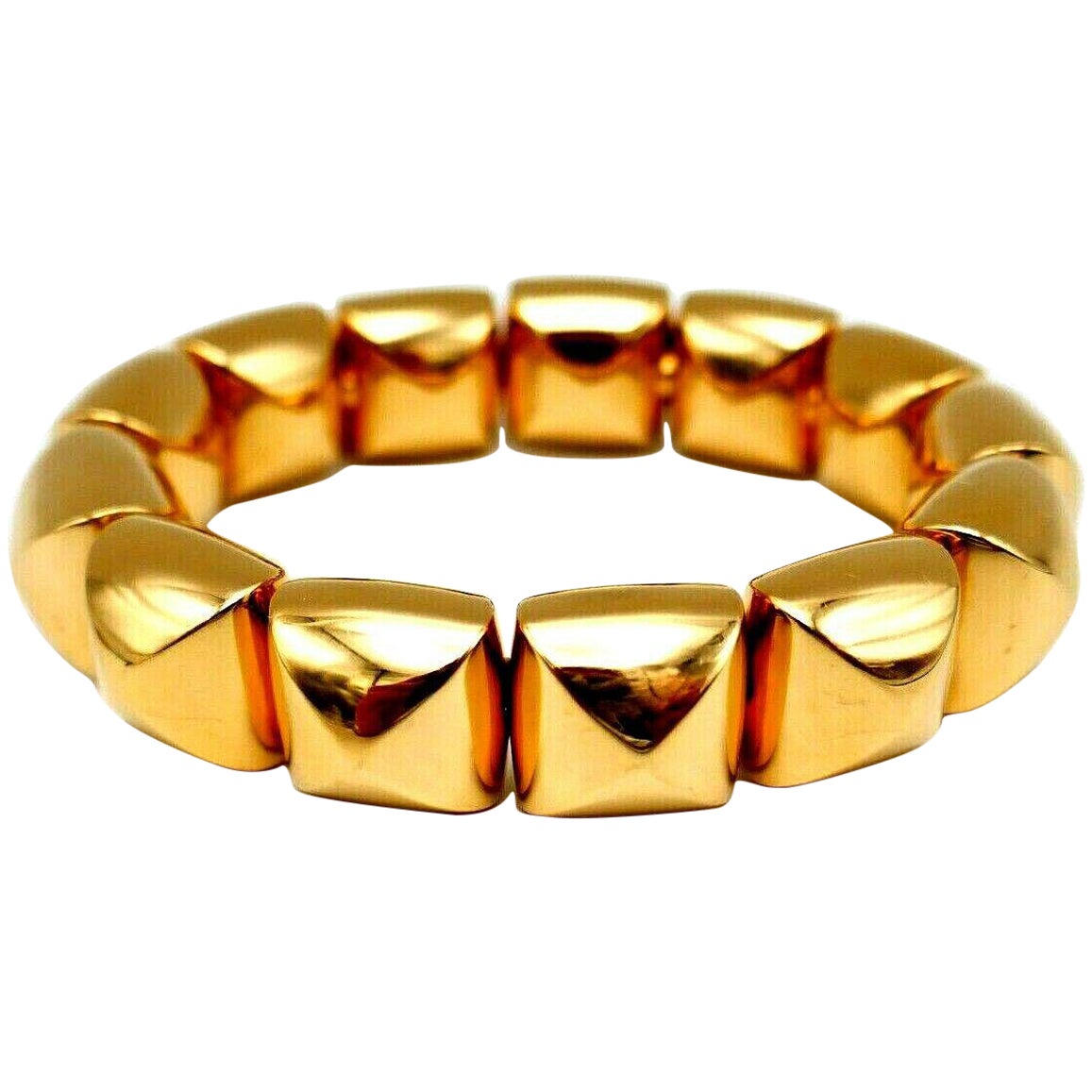Vhernier Freccia Yellow Gold Bangle Bracelet For Sale