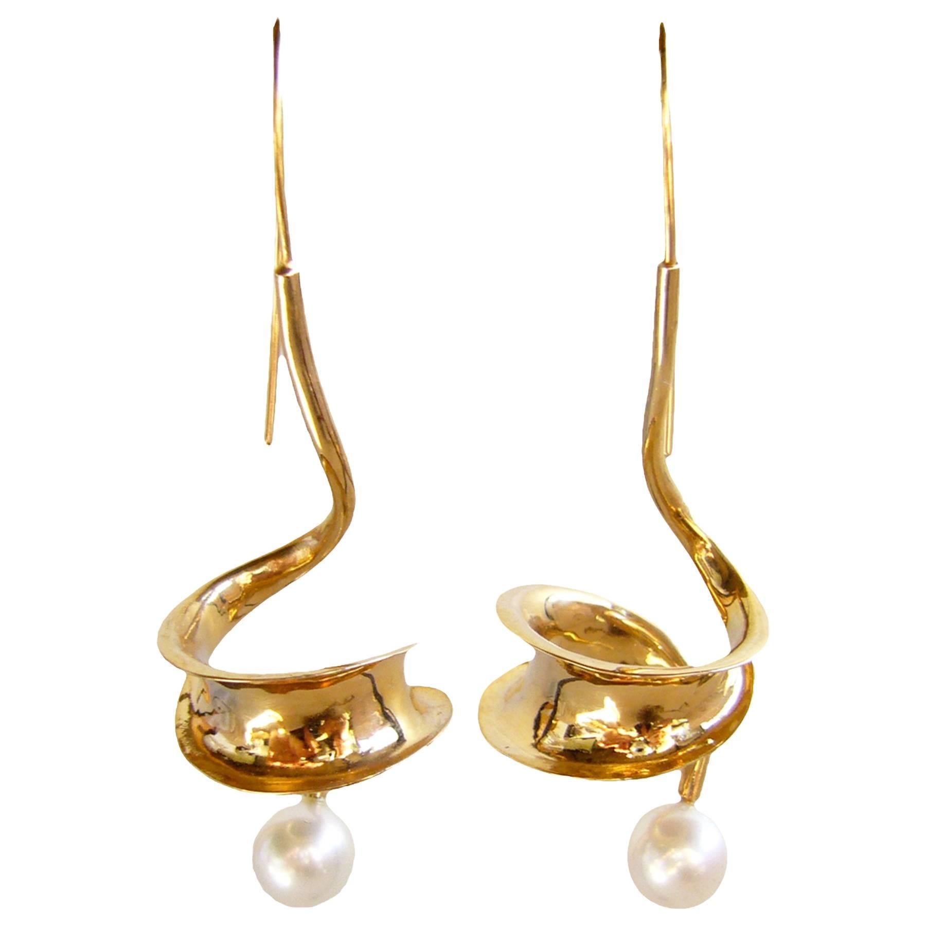 1970s Peter Small Pearl Gold Anticlastic Earrings