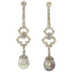 Black 
White Pearl 
Diamond Earrings