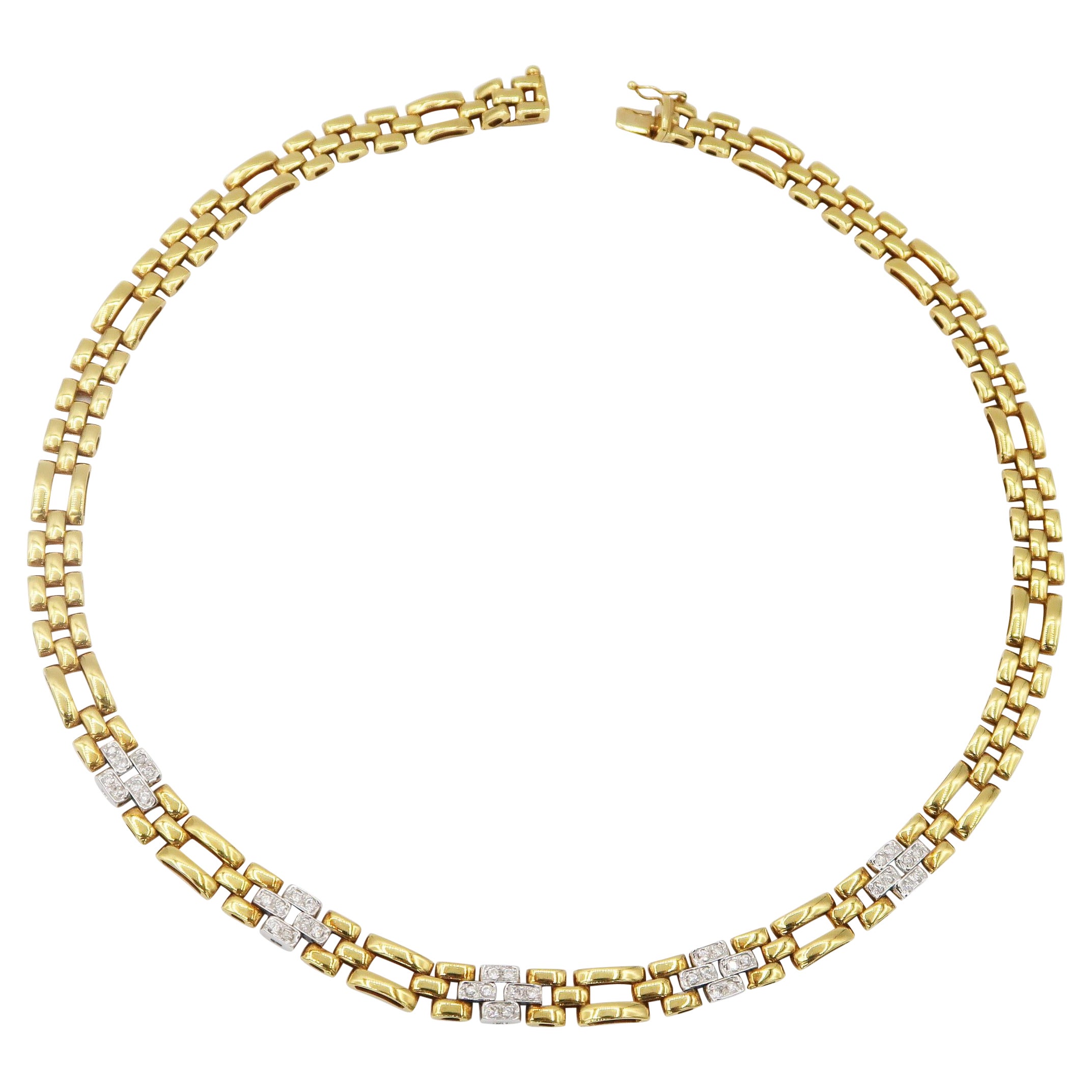Alternating Diamond 18K Gold Panther Link Necklace For Sale