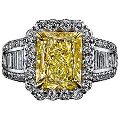 Natural GIA Cert 4.25 Carat Fancy Canary Yellow Radiant Cut Diamond Gold Ring
