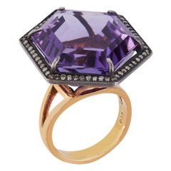 Parulina Amethyst and Diamond Ring in 18K Yellow Gold