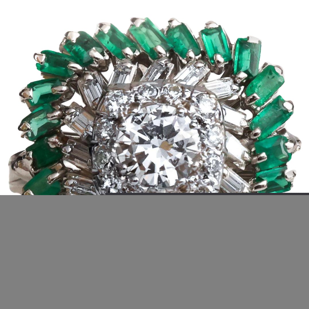 Retro 1950s 1 Carat Total Diamond and Emerald Platinum Cocktail Ring For Sale