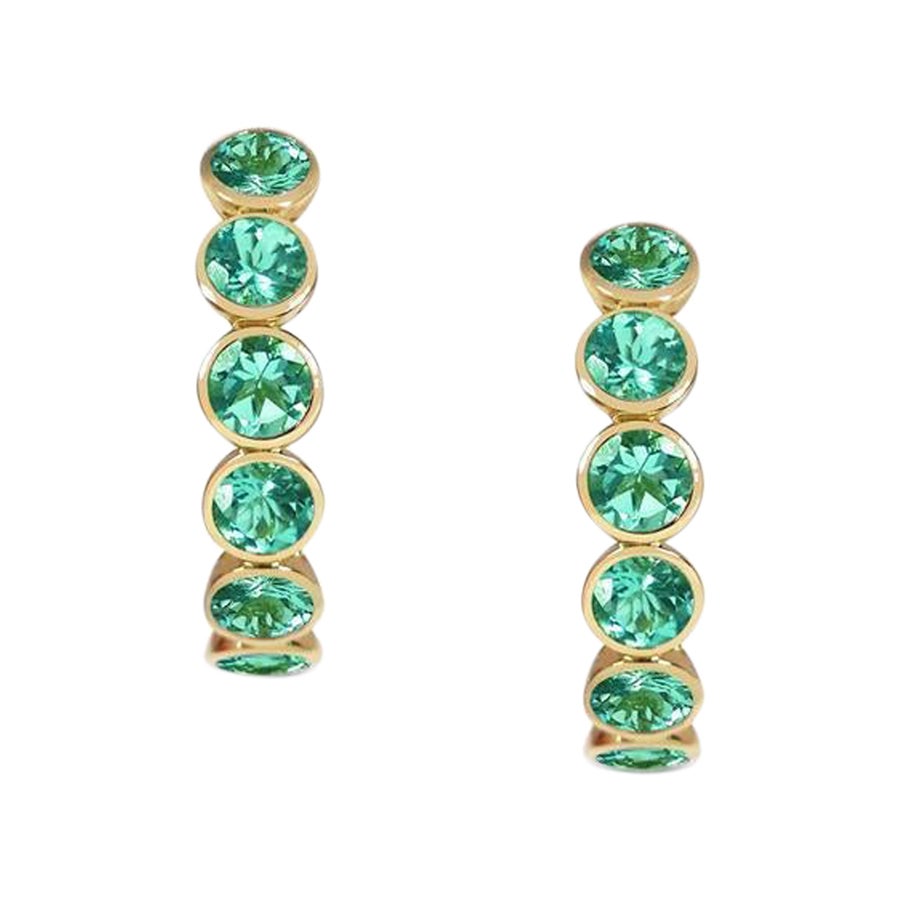 Handcrafted Eternity Hoop Earrings in Emerald and 18 Karat Yellow Gold  For Sale