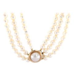 Dreireihige Perlen- und Mabe-Perlen-Verschluss-Halskette aus 14K Gelbgold