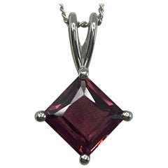 1.75 Carat Vivid Pink Purple Rhodolite Garnet 950 Platinum Pendant Necklace