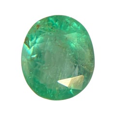Émeraude naturelle vert profond 0,80 carat, pierre précieuse non sertie de taille ovale rare