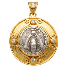 Ancient Greek 5th Century BC Ephesus Bee Diamonds 22K Gold Pendant