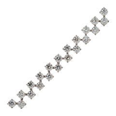 Platinum Zig-Zag Bracelet with Round Brilliant Cut Diamonds, 25.20 Carats