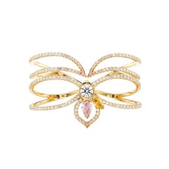 Ring in 18K Yellow Gold with White and Pastel Coloured Diamonds Clusters