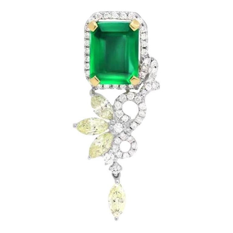 TImeless Natural Emerald White Diamond 18K White Gold Pendant  For Sale