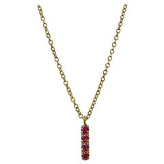 Pendentif en or jaune 18 carats et rubis 