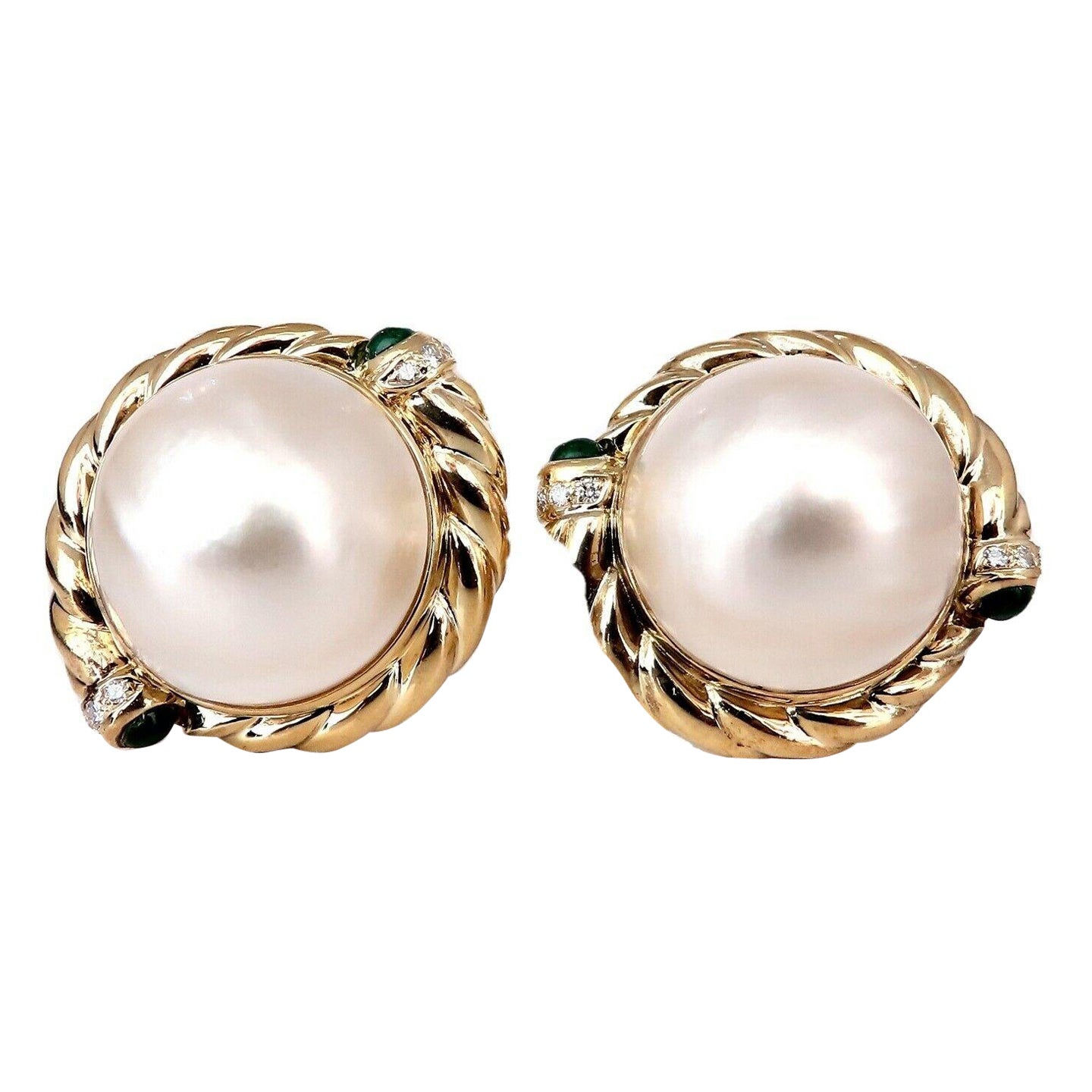 Mabe Pearls .80ct Emerald Clip Earrings 18kt Gold For Sale