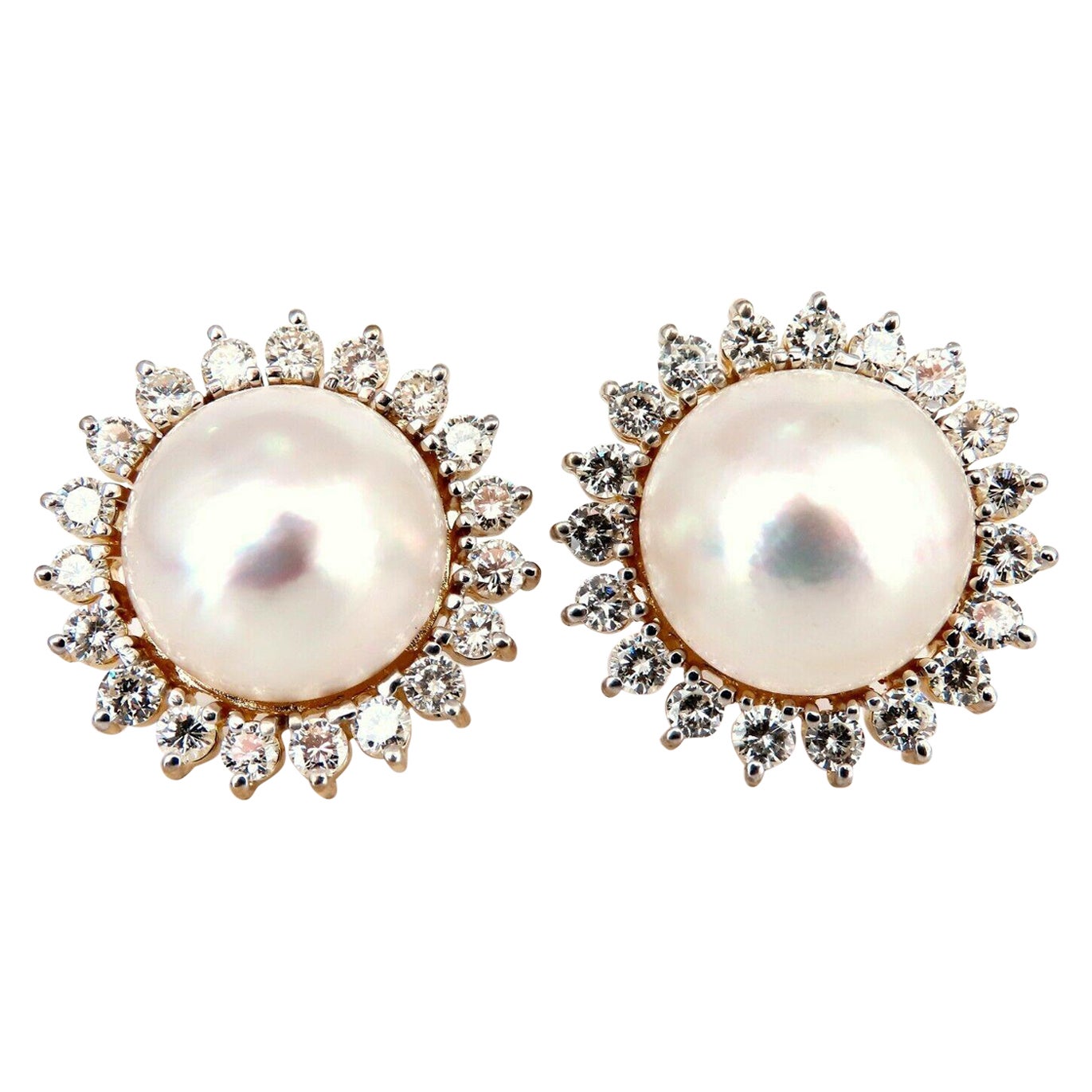 Clips d'oreilles en or 14 carats avec perles Mabe et diamants 4 carats en vente