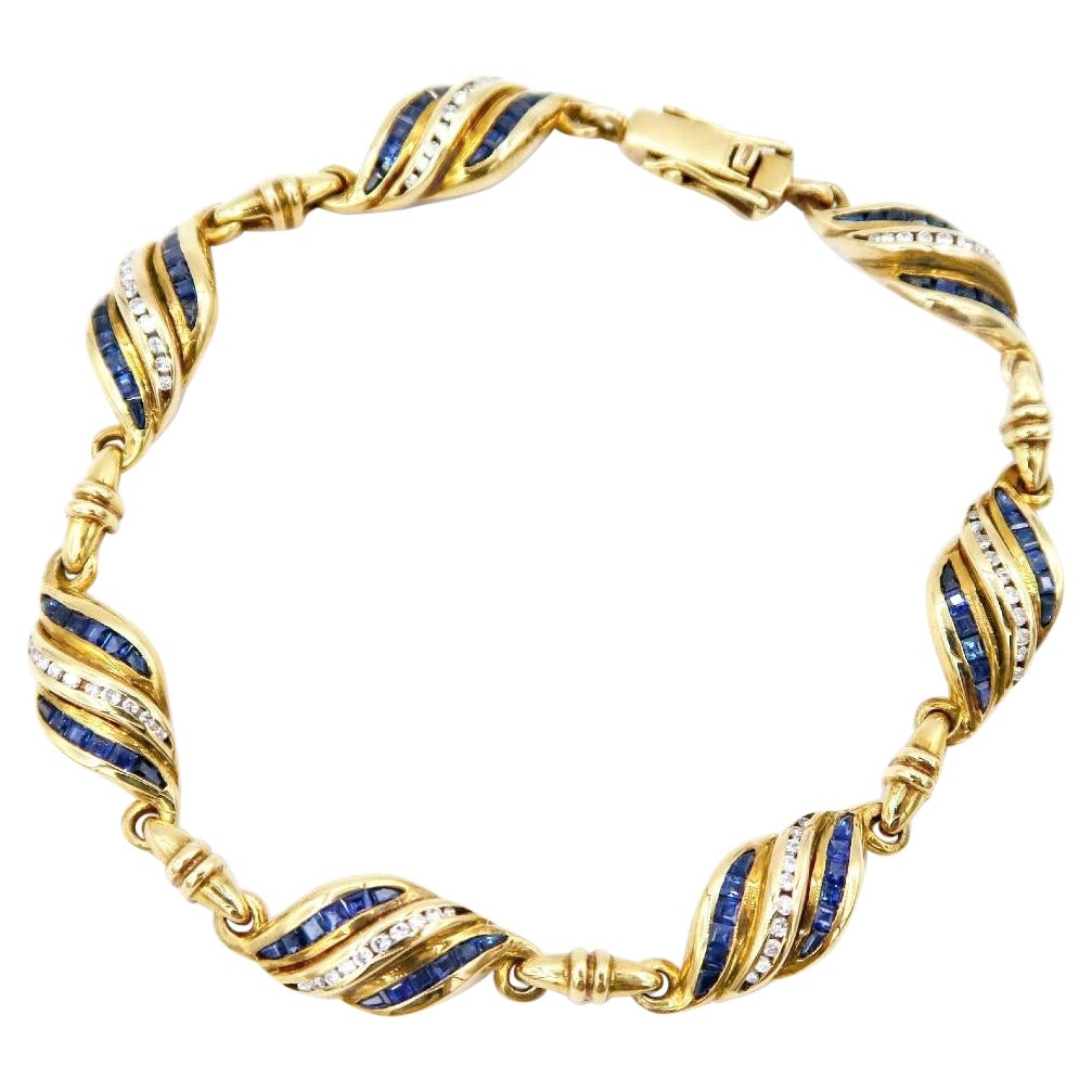 Twisted Triple Striped Blue Sapphire Diamond Curl 18K Yellow Gold Link Bracelet For Sale