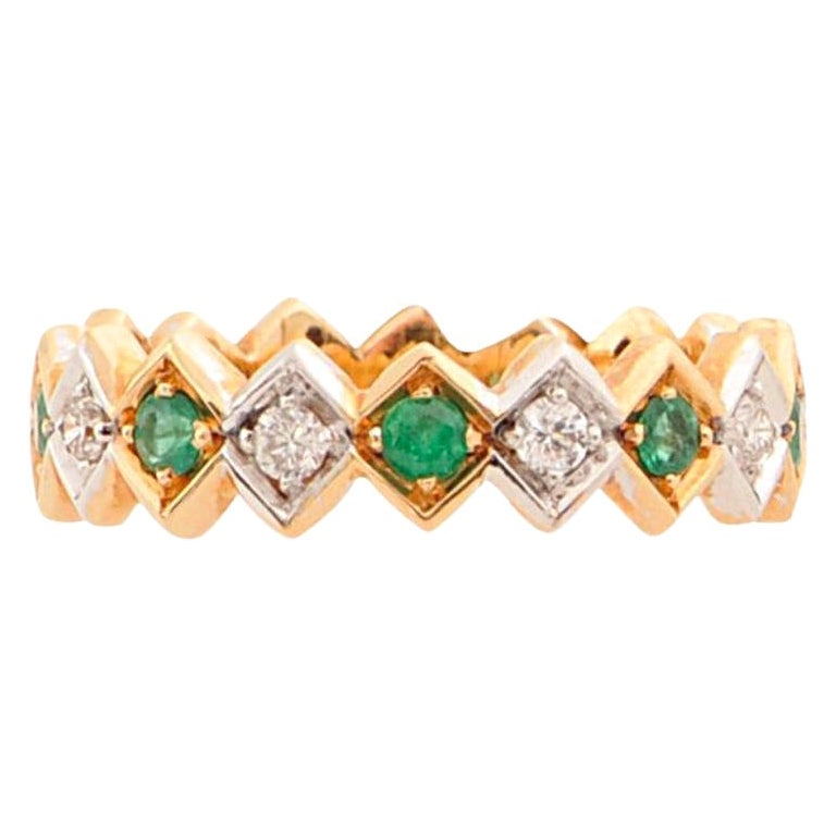 Available now Emerald White Diamond 18 Karats Gold Art Deco Style Band Ring