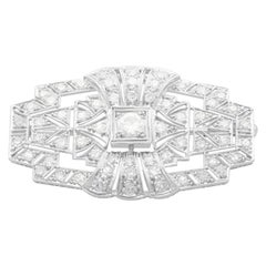 Antike Art Deco-Brosche aus Platin mit 2,16 Karat Diamanten und Platin