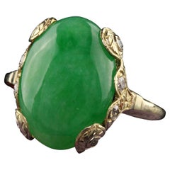 Antique Art Deco 18K Yellow Gold Cabochon Jade and Old European Diamond Ring