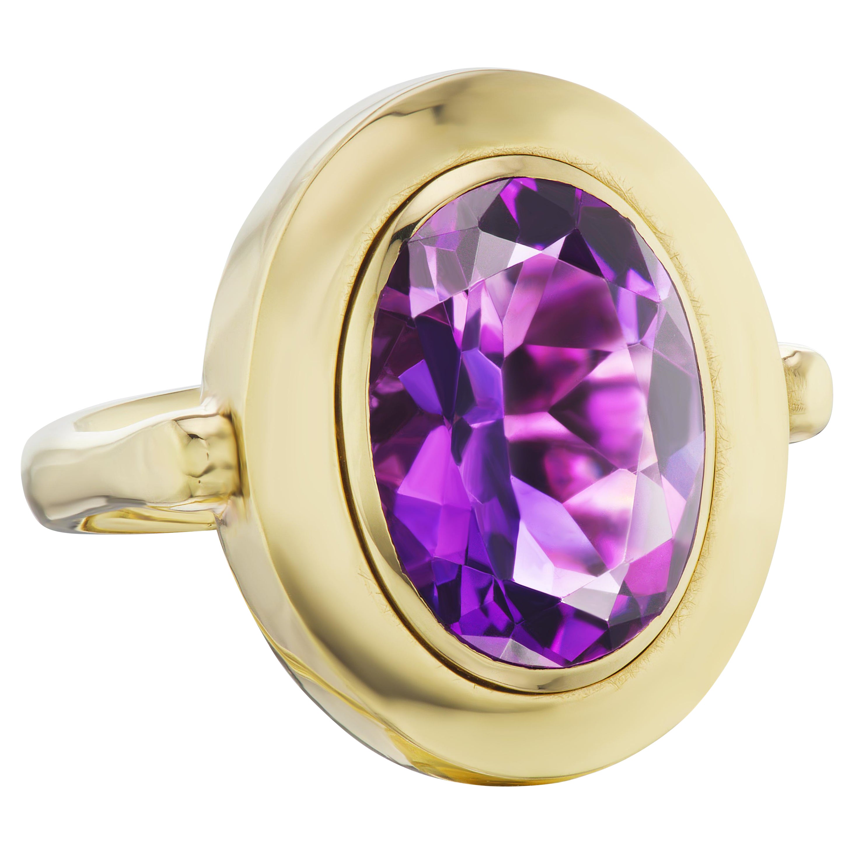 14k Solid Yellow Gold Amethyst Cocktail Ring For Sale