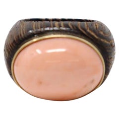 Wengè Wood 18kt Gold and Pink Coral Dome Ring