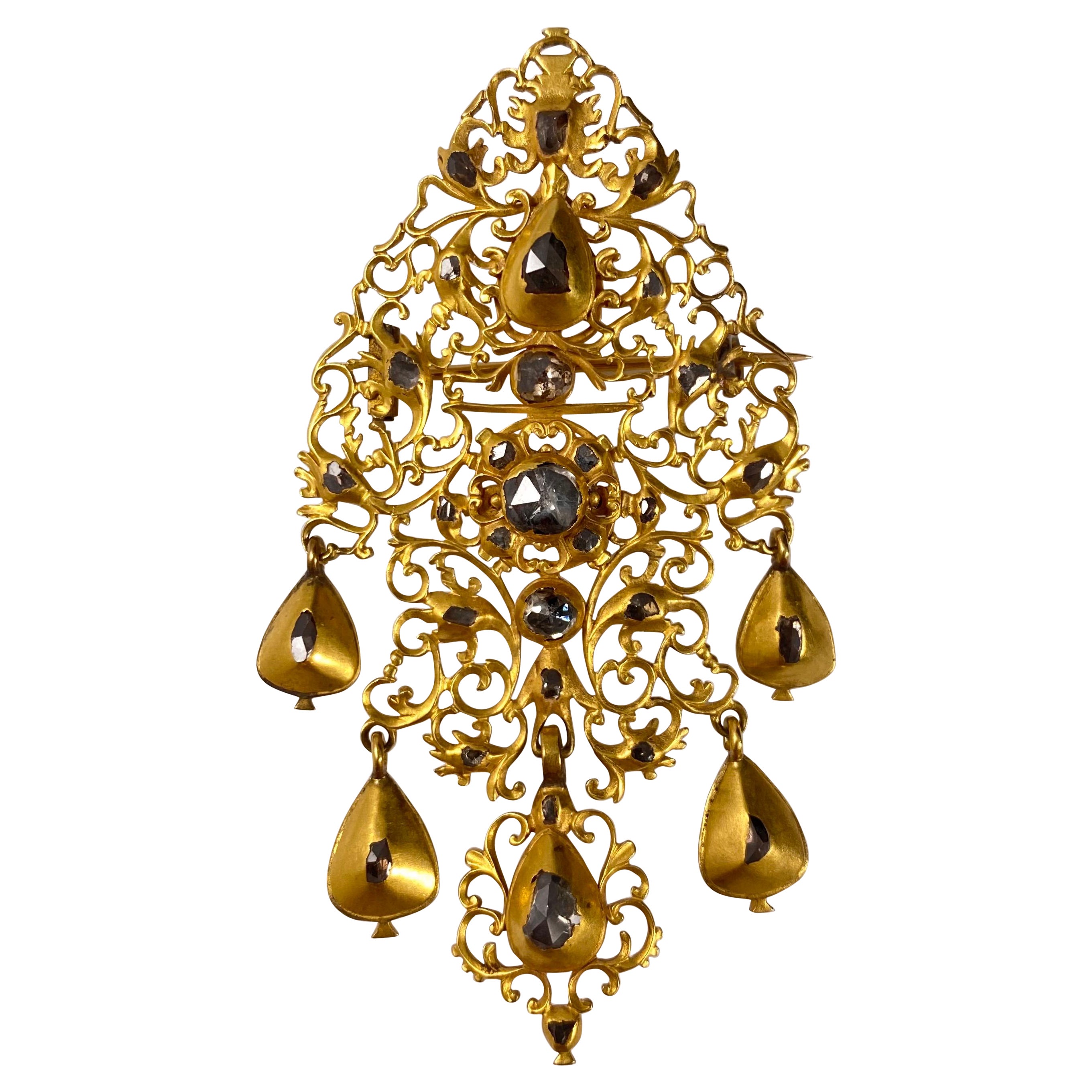 Antique 18th Century Diamond Sequile Pendant/Brooch Yellow Gold Portuguese 1700s For Sale