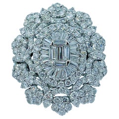 Spectacular 9 Carat Diamond Large Medallion Shaped 18K White Gold Cocktail Ring