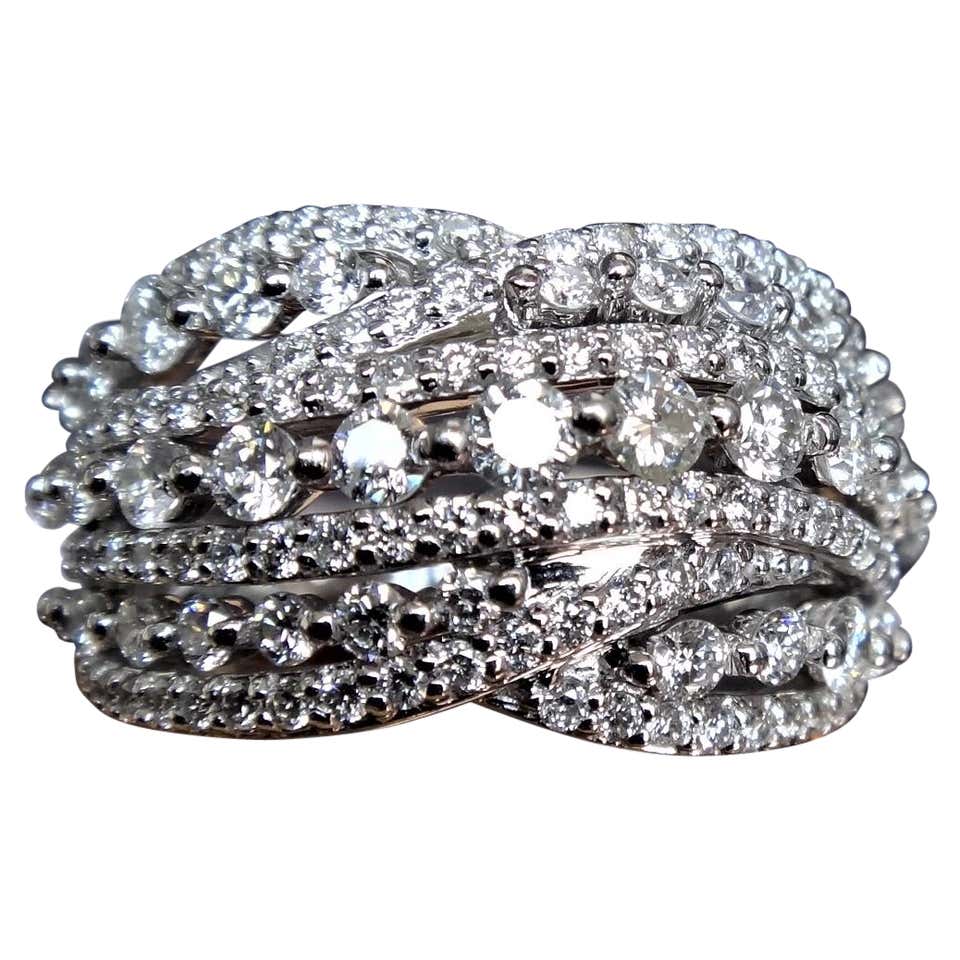 Akillis Capture in Motion Ring 18 Karat White Gold White Diamonds For ...