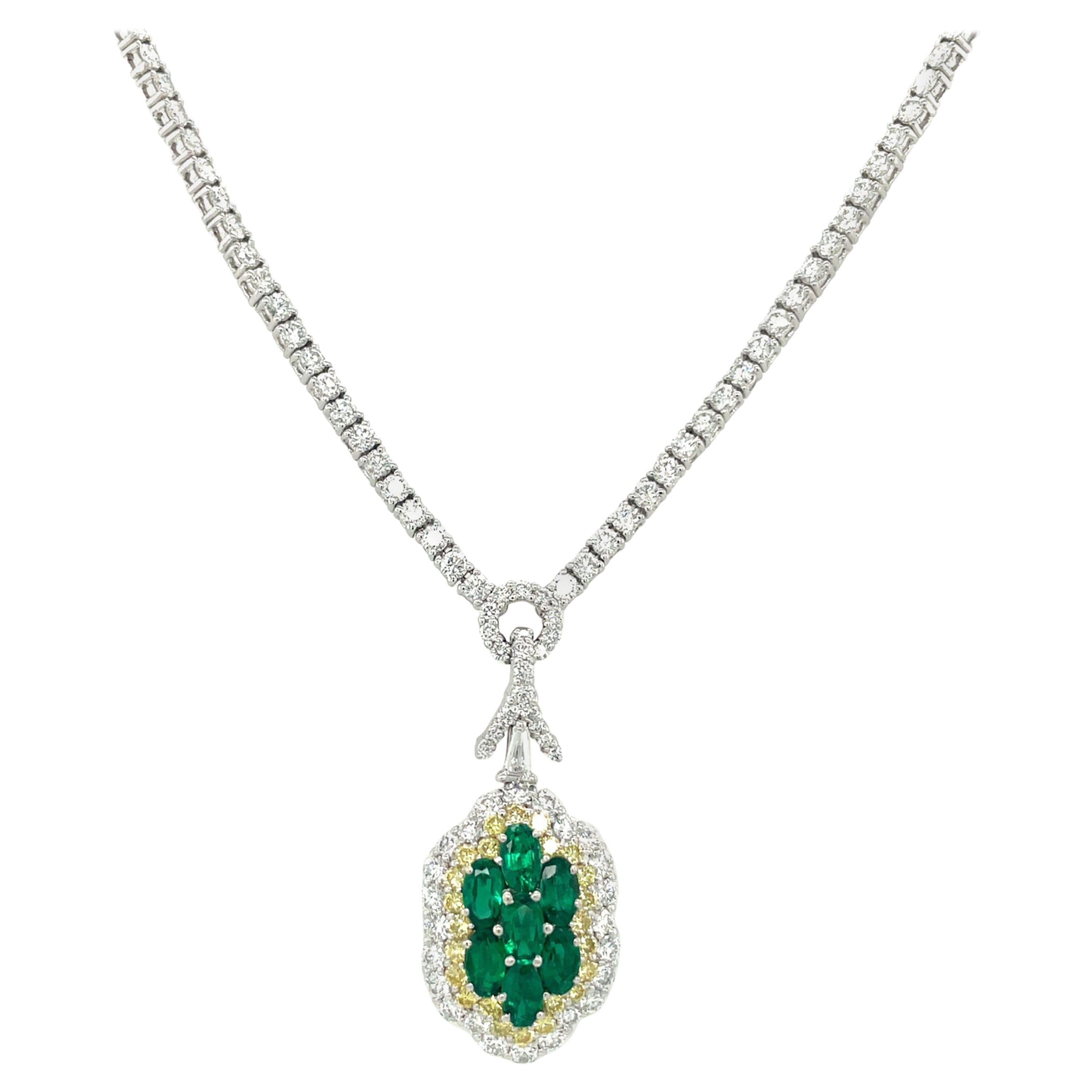 Plat/18KT YG 7.80Ct Diamond Pendant Necklace 1.59CT Emerald .56Ct Yellow Diamond For Sale