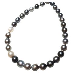 Multicolour Baroque Tahitian South Sea Pearl Necklace