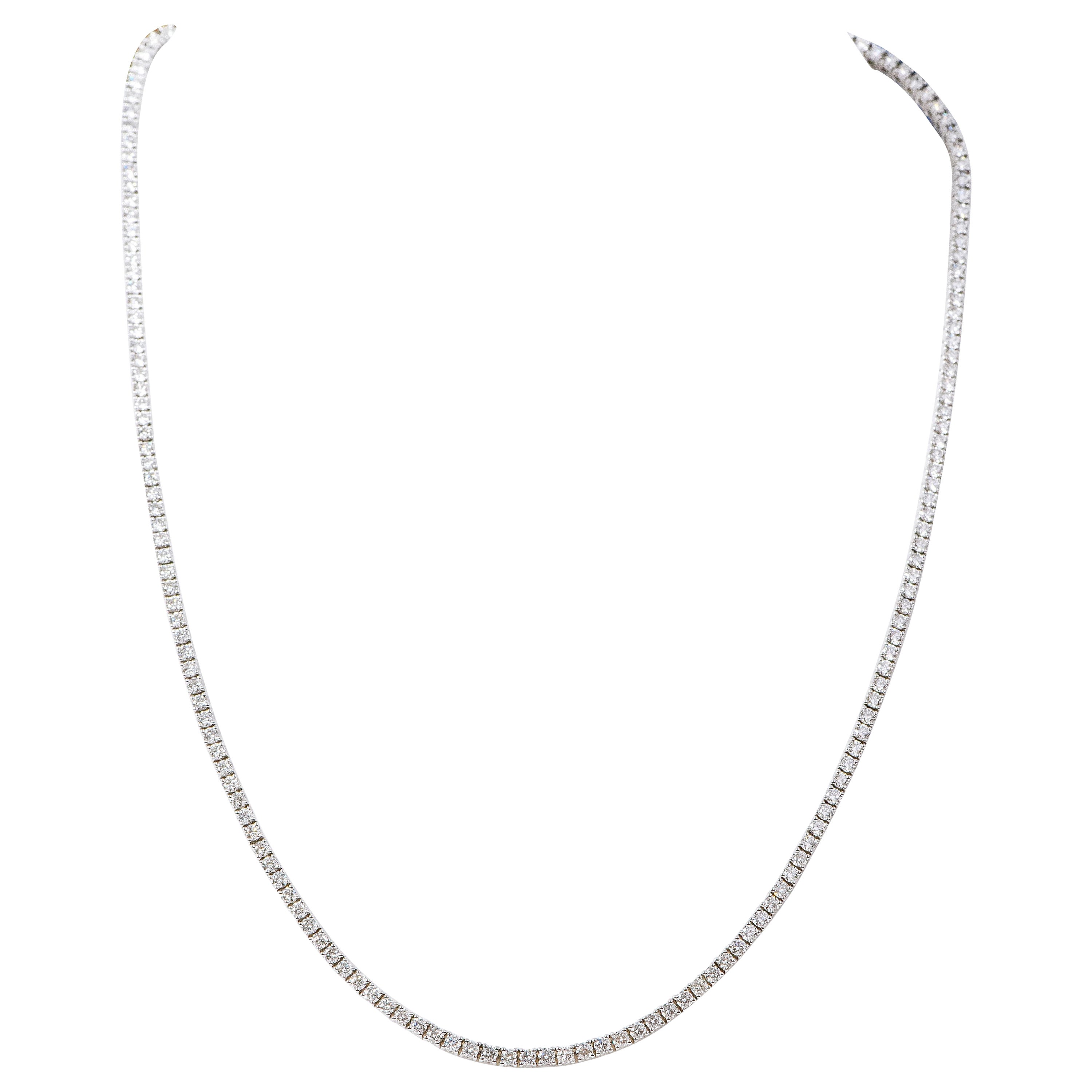 18 Karat White Gold 5.35 Carat Brilliant-Cut Diamond Tennis Necklace For Sale