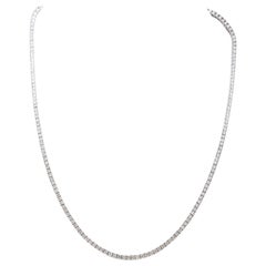 18 Karat White Gold 5.35 Carat Brilliant-Cut Diamond Tennis Necklace