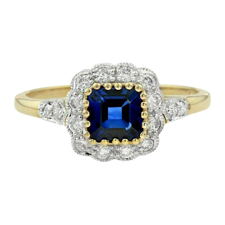 For Sale:  Natural Sapphire with Diamond Vintage Halo Ring in 18K Yellow Gold